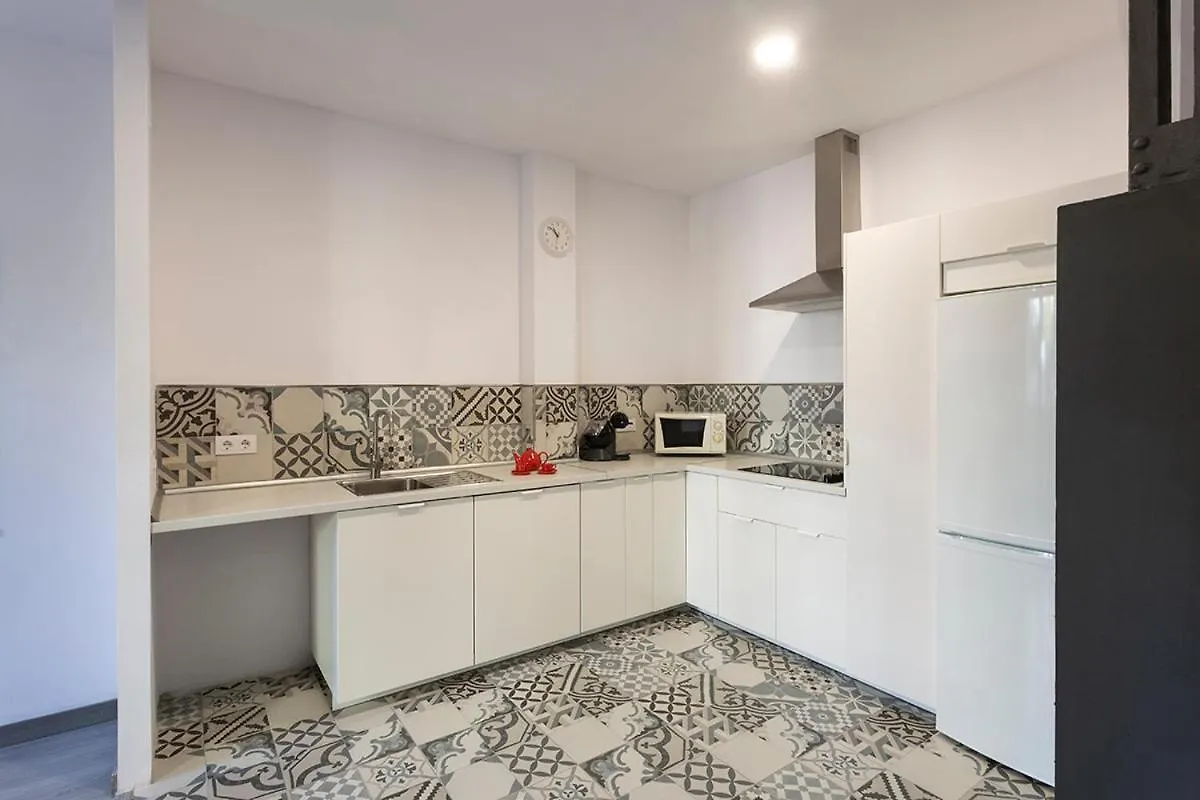 Pelicano Urban Apartment Seville 0*,